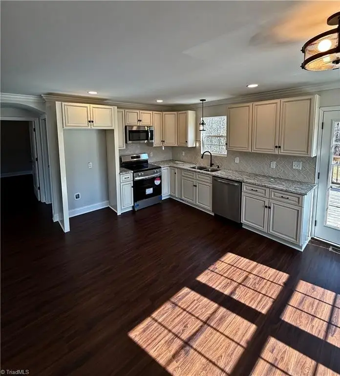 725 Jes Wes Lane, Lexington, NC 27295 - #3