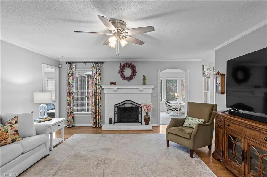 380 Cedarland Drive, Thomasville, NC 27360 - #3