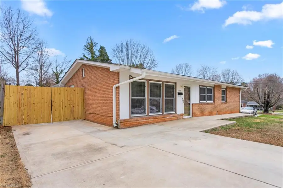1208 Guest Street, Greensboro, NC 27405 - #3