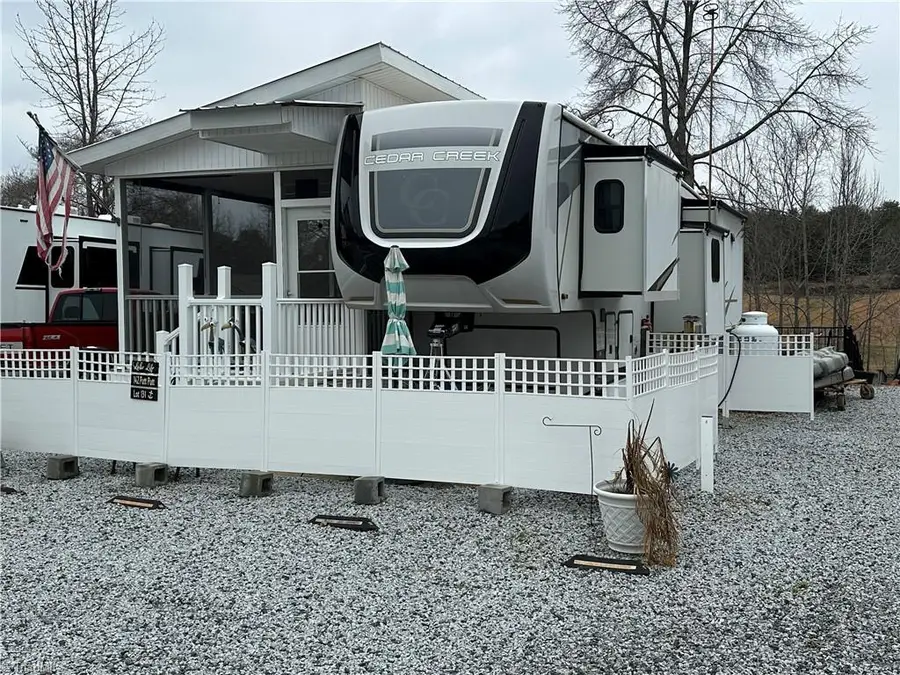 142 Putt Putt Lane, New London, NC 28127 - #2