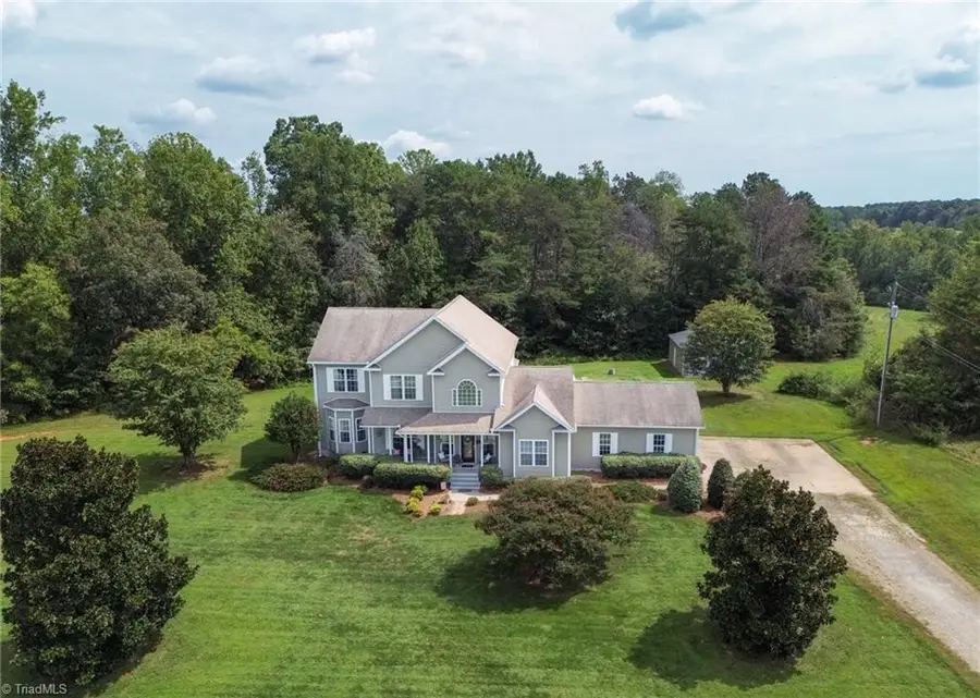 3137 Yorkshire Lane, Boonville, NC 27011 - #2