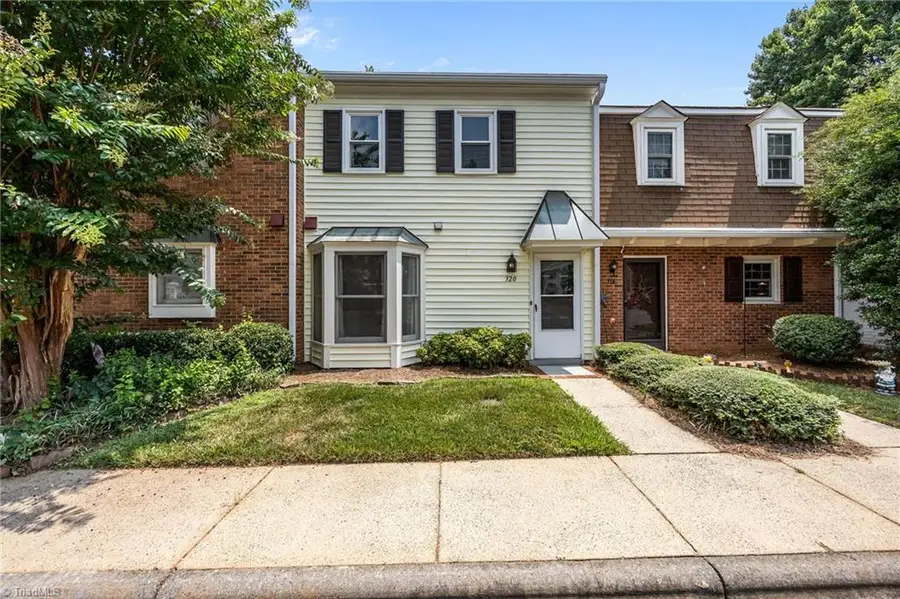 320 Oak Arbor Lane, Winston Salem, NC 27104 - #2