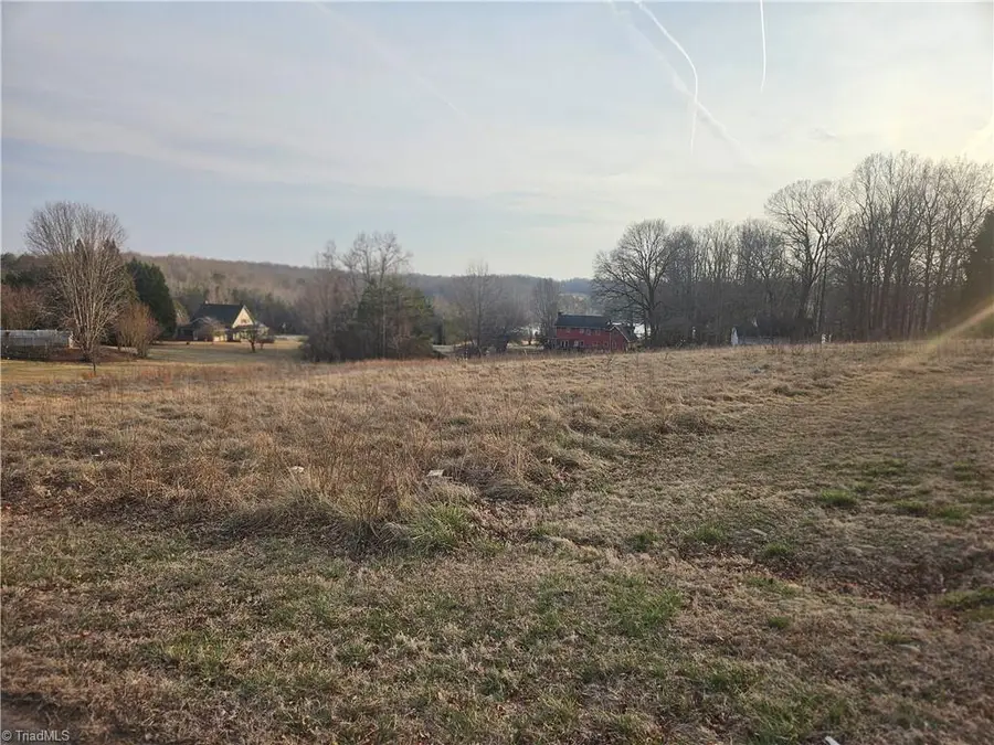 232 Chickasaw Drive, Reidsville, NC 27320 - #2