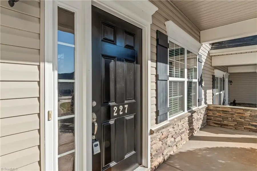 227 Hawks Nest Circle, Clemmons, NC 27012 - #2