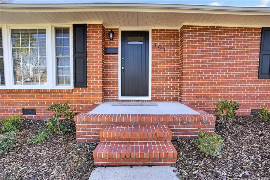 401 Ridgecrest Road, Asheboro, NC 27203 - #2