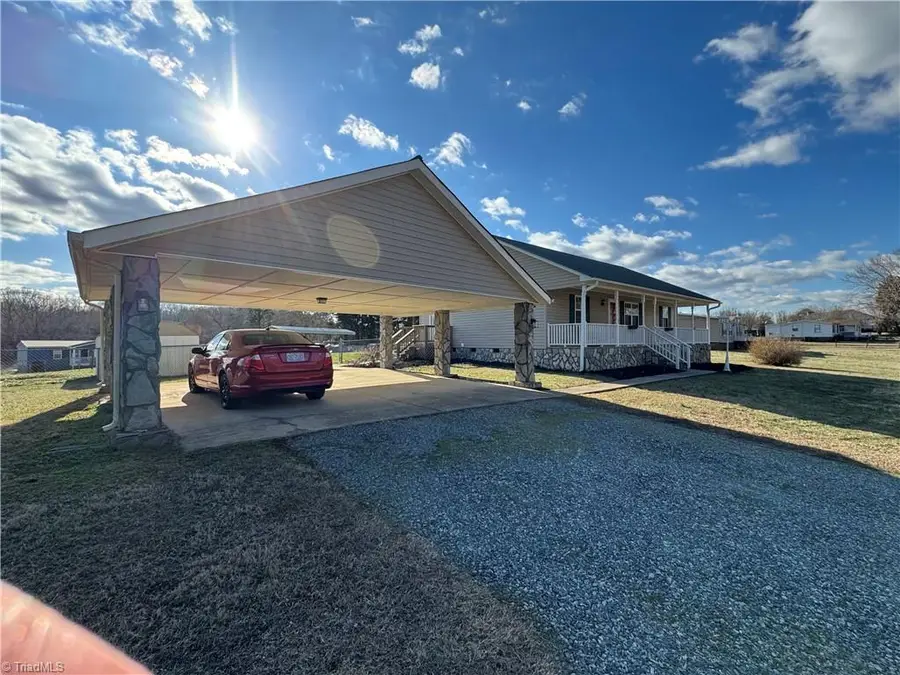 512 R L Norris Road, Linwood, NC 27299 - #3