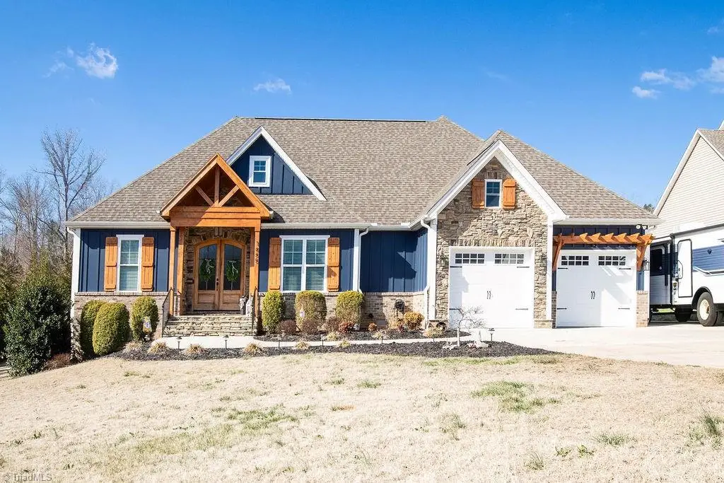 1655 Jades Way, Thomasville, NC 27360 - #1