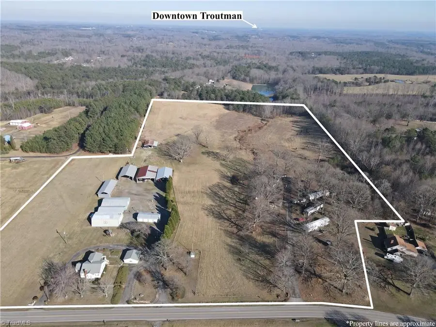 2211 Buffalo Shoals Road, Statesville, NC 28677 - #2