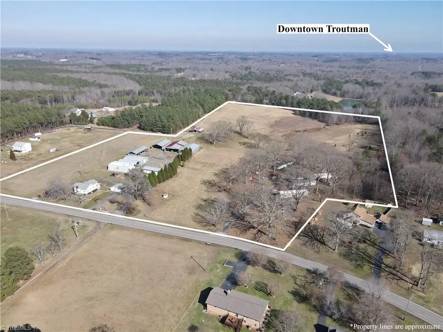 2211 Buffalo Shoals Road, Statesville, NC 28677 - #3