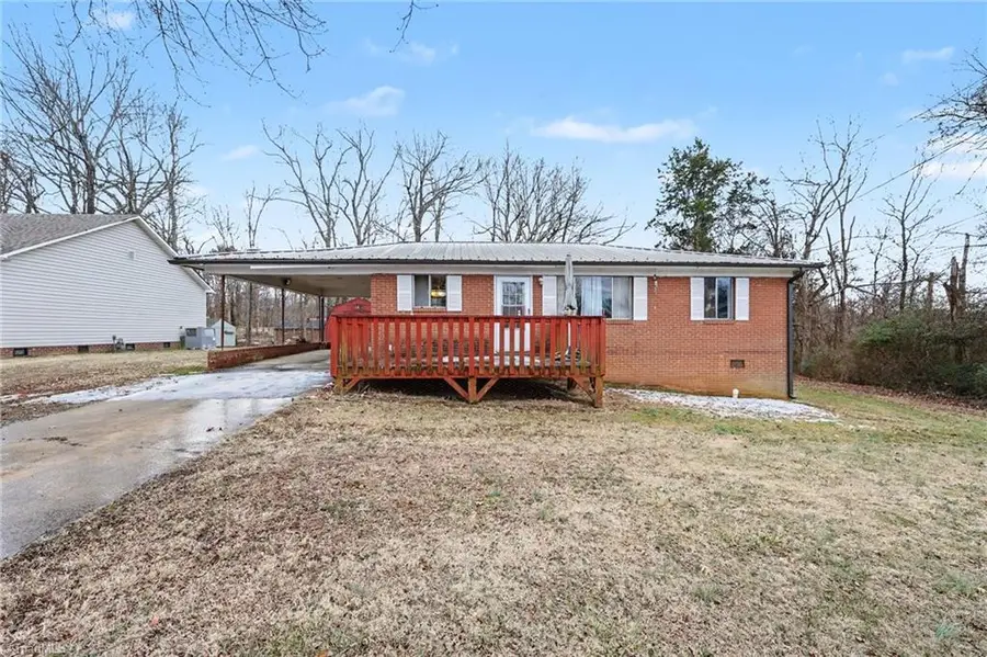 1892 Lake Road, Thomasville, NC 27360 - #2