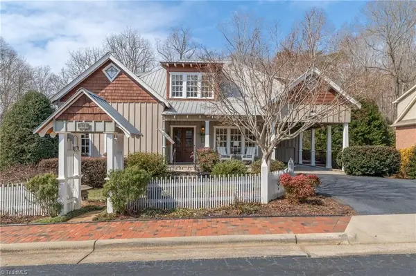 120 Town Lot Drive, Pfafftown, NC 27040