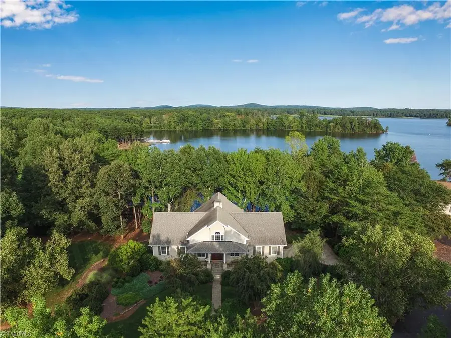 603 Pearl Bay Drive, New London, NC 28127 - #2