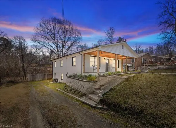 833 Bowerwood Drive, Thomasville, NC 27360