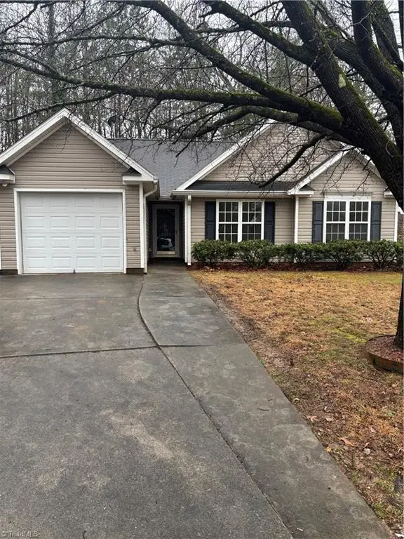 3252 Chelsea Village Circle, Winston-Salem, NC 27103