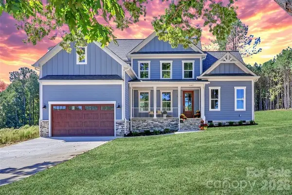 4265 Candlewood Drive, Sherrills Ford, NC 28673