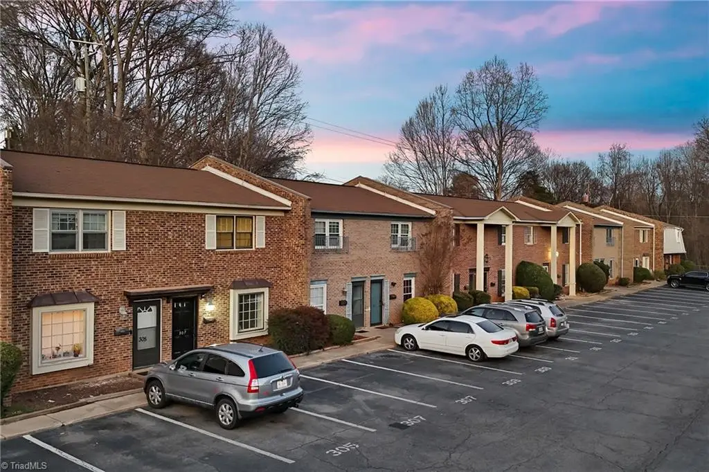 309 Vineyard Park Court, Winston Salem, NC 27104 - #1