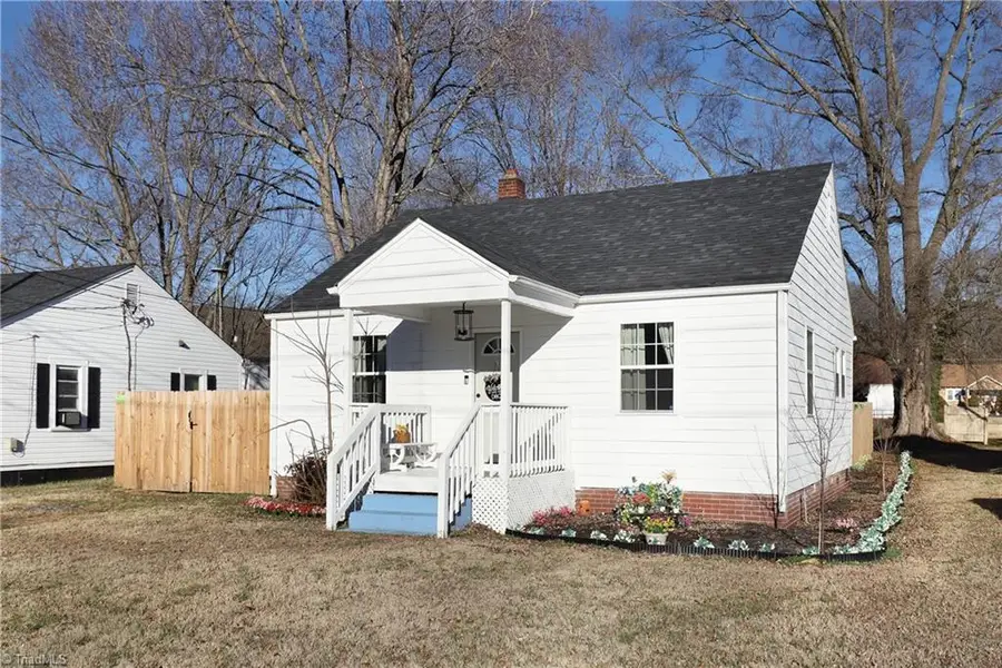 218 W Washington Street, Mayodan, NC 27027 - #2