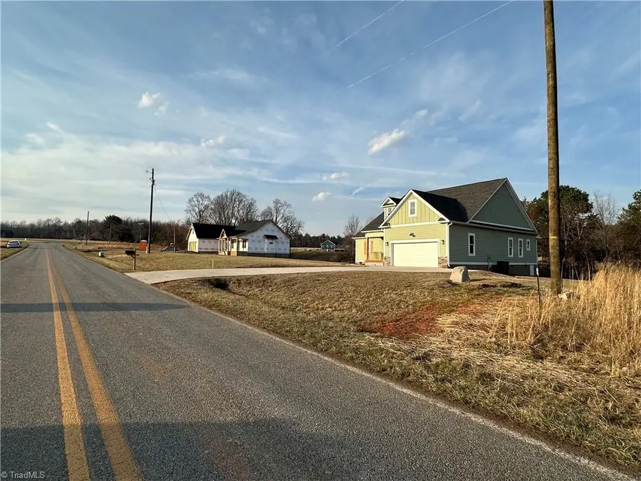 139 Old Quarry Road, State Road, NC 28676 - #3