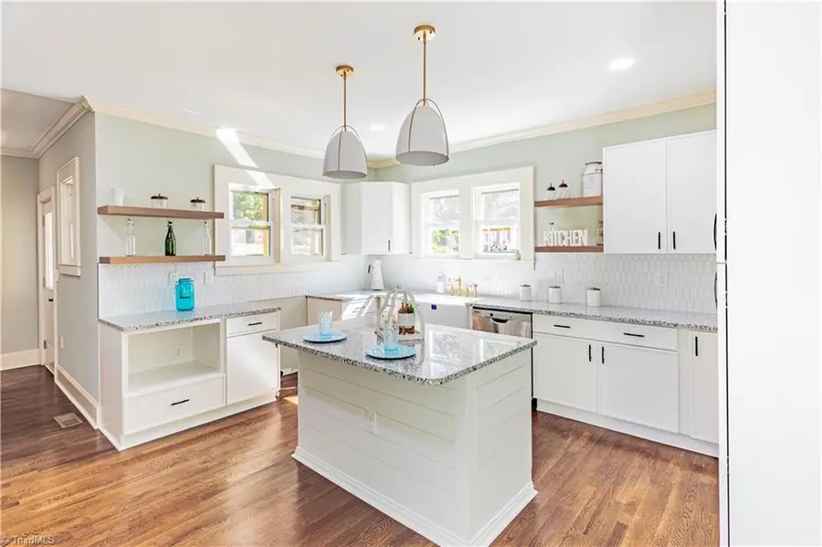 929 S Hawthorne Road, Winston Salem, NC 27103 - #3