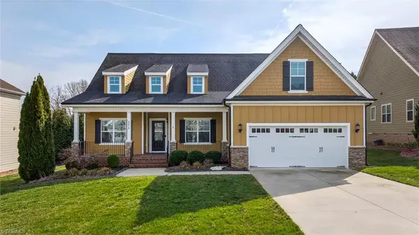 4670 Fairway Run Drive, Pfafftown, NC 27040