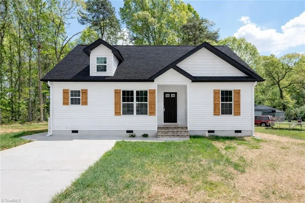 134 Pinnix Street, Jonesville, NC 28642 - #1