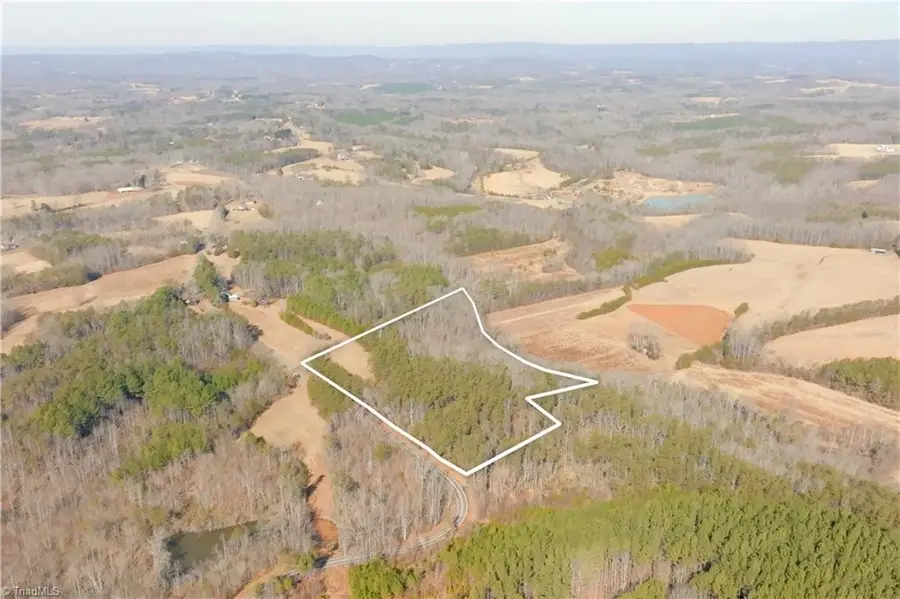 3362 Nc Highway 66 S, Westfield, NC 27053 - #3