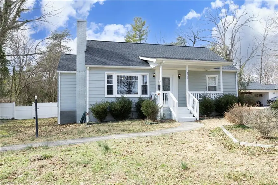 303 Trail Eight, Burlington, NC 27215 - #2