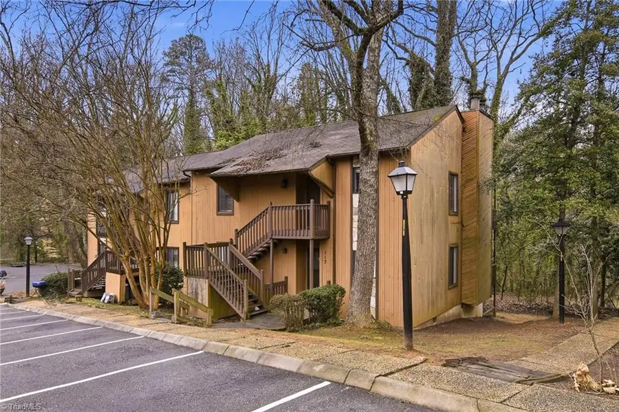 118 Cloister Oaks Circle, Winston Salem, NC 27127 - #3