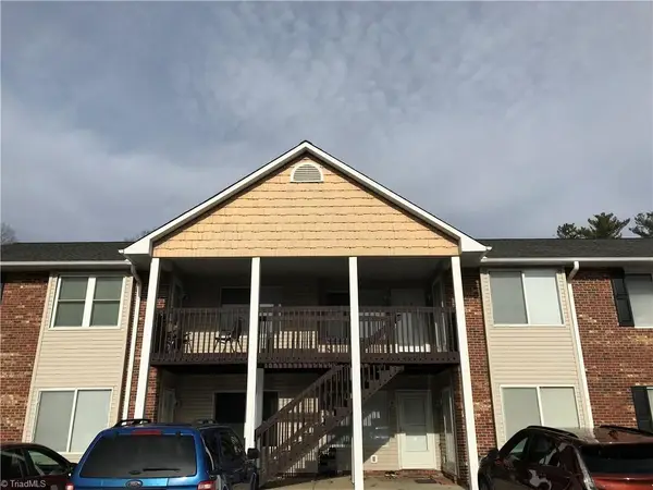 702 Westbrook Court, Archdale, NC 27263