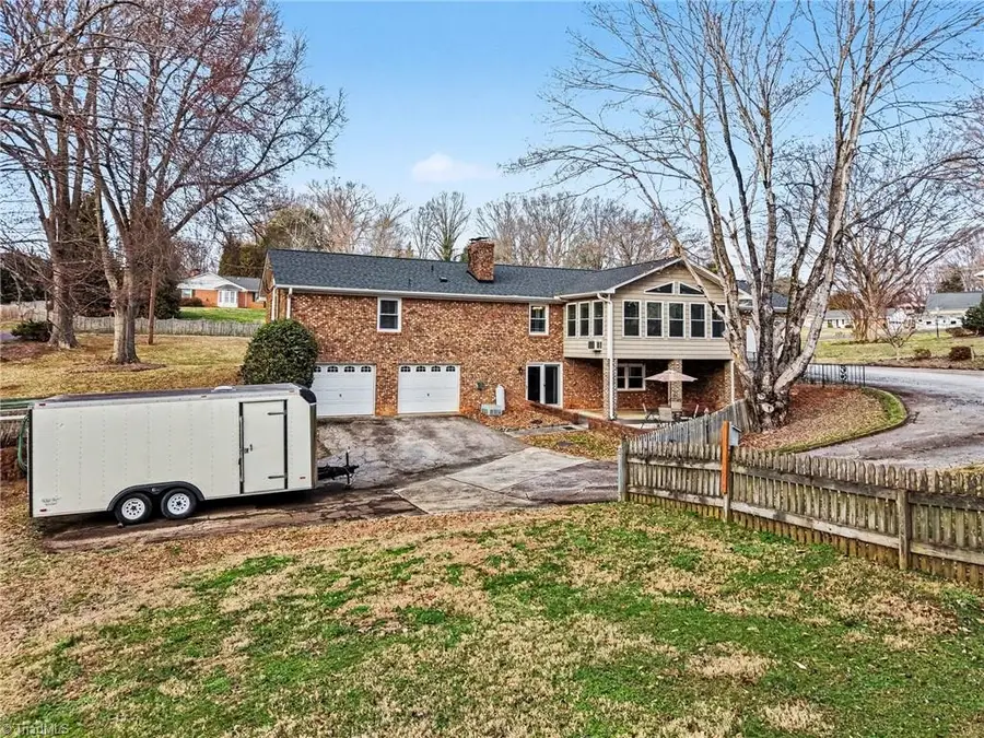 5585 Kane Drive, Pfafftown, NC 27040 - #3