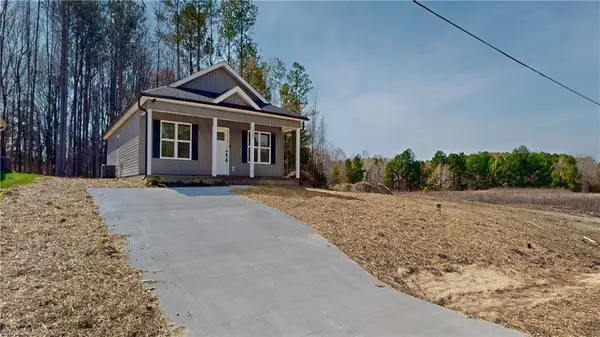 1107 Sunset Drive, Thomasville, NC 27360