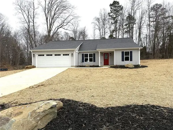 186 Holland Lane, Thomasville, NC 27360