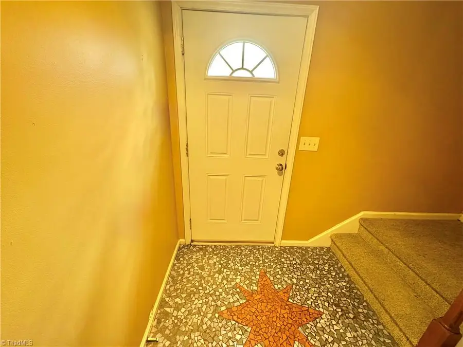 3934 New Garden Park, Greensboro, NC 27410 - #3