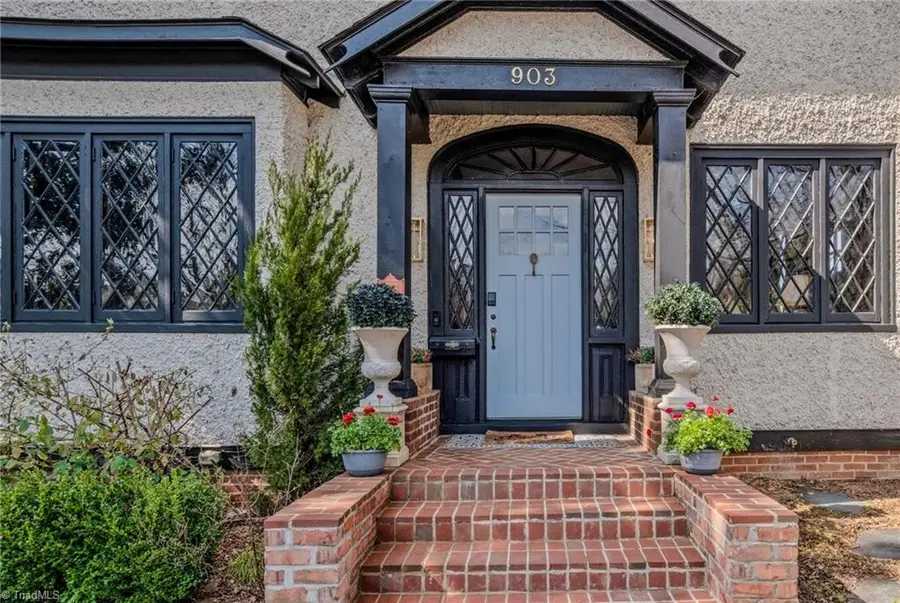 903 West End Boulevard, Winston Salem, NC 27101 - #2