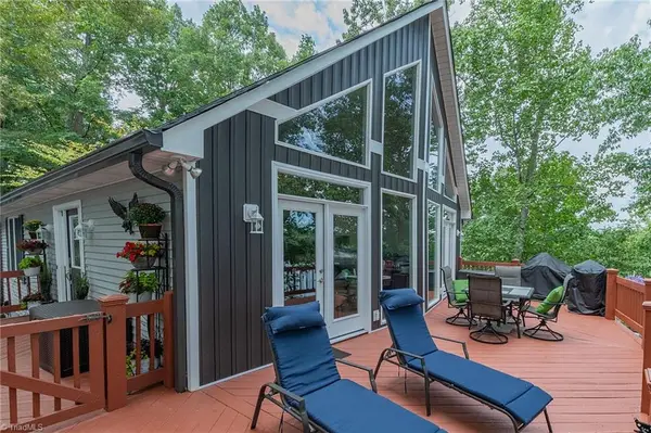 10461 Linwood Southmont Road, Lexington, NC 27292