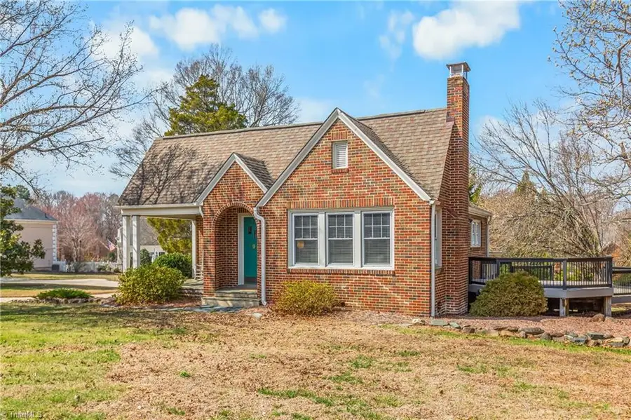 1916 Guilford College Road, Jamestown, NC 27282 - #2