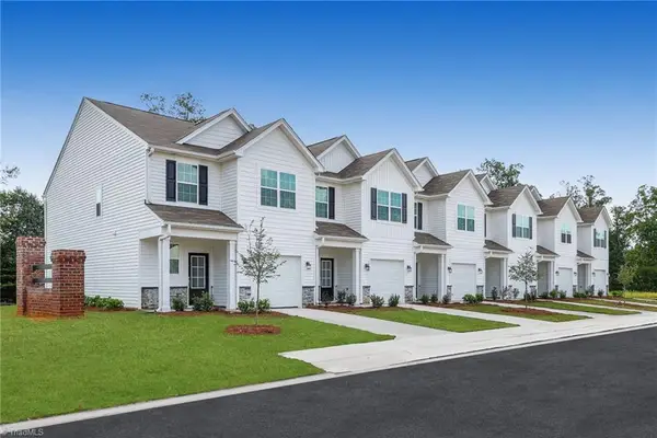 1872 Pheasant Trace Circle, Kernersville, NC 27284