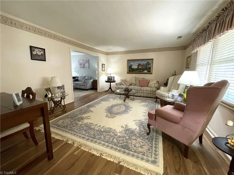 5901 Spanish Oak Drive, Greensboro, NC 27409 - #3