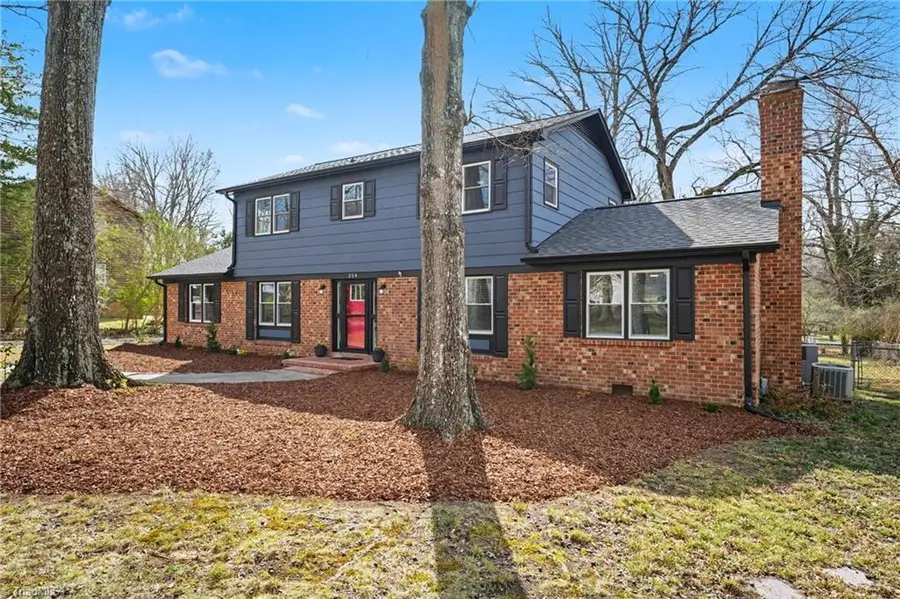 204 N Gurney Street, Burlington, NC 27215 - #2