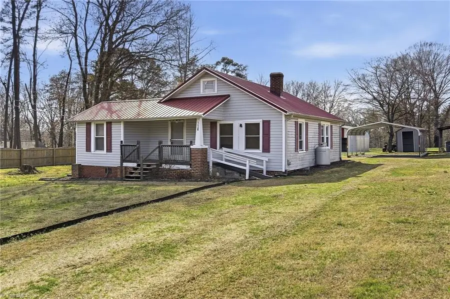 5058 Baux Mountain Road, Salem Chapel, NC 27105 - #3