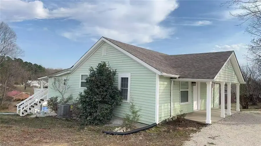 5075 Baux Mountain Road, Salem Chapel, NC 27105 - #2