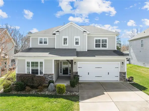 817 Blue Moon Court, Greensboro, NC 27455