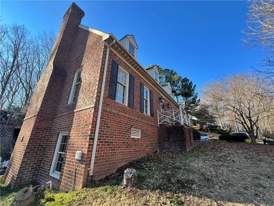 1089 Hillsdale Drive, Asheboro, NC 27203 - #2