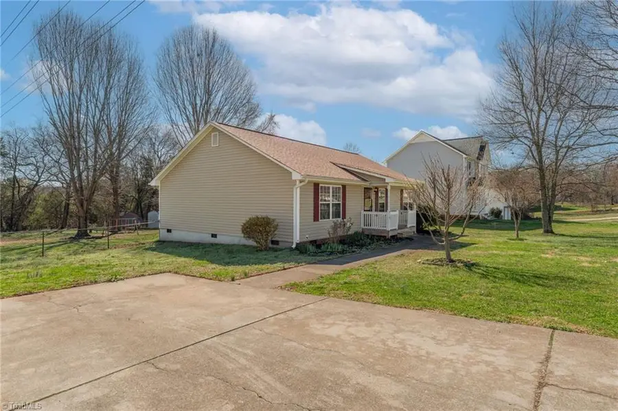 419 Lake Drive, Mocksville, NC 27028 - #2