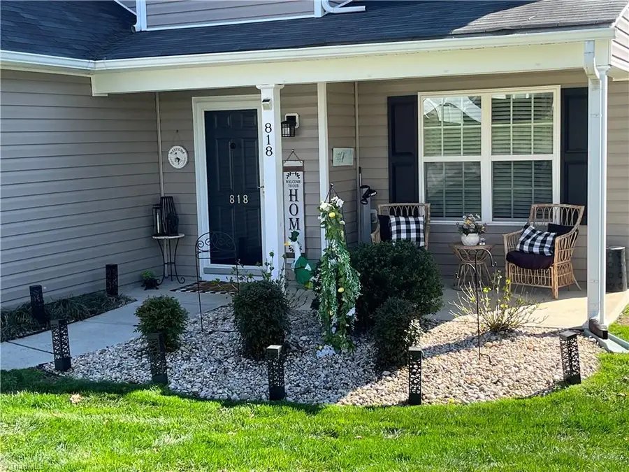 818 Leach Avenue, Thomasville, NC 27360 - #2