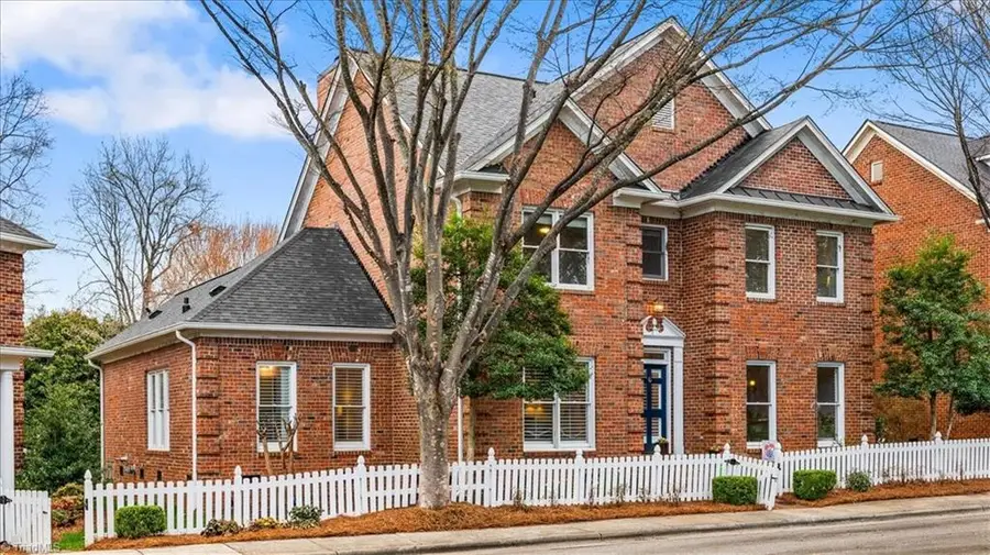 14 Checkerberry Square, Greensboro, NC 27455 - #2