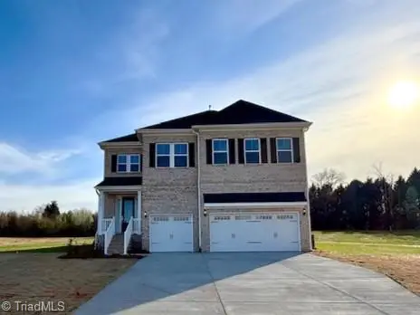 8603 Lemur Lane, Summerfield, NC 2738