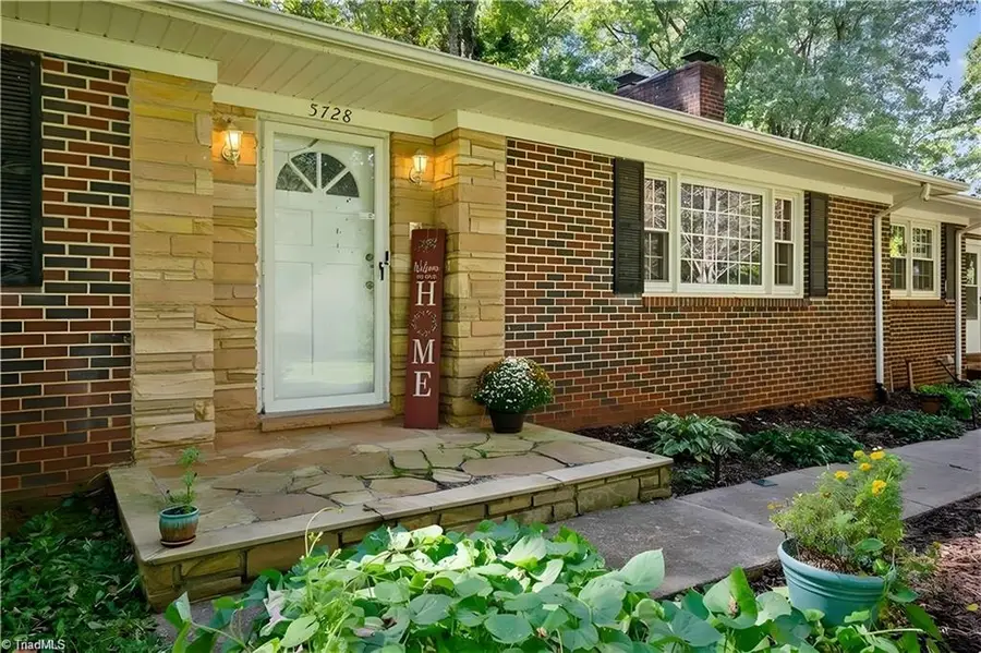 5728 Nylon Drive, Winston Salem, NC 27105 - #3