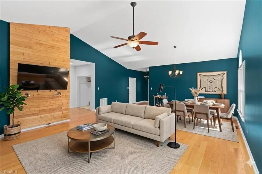 1108 Elmwood Avenue, High Point, NC 27265 - #3