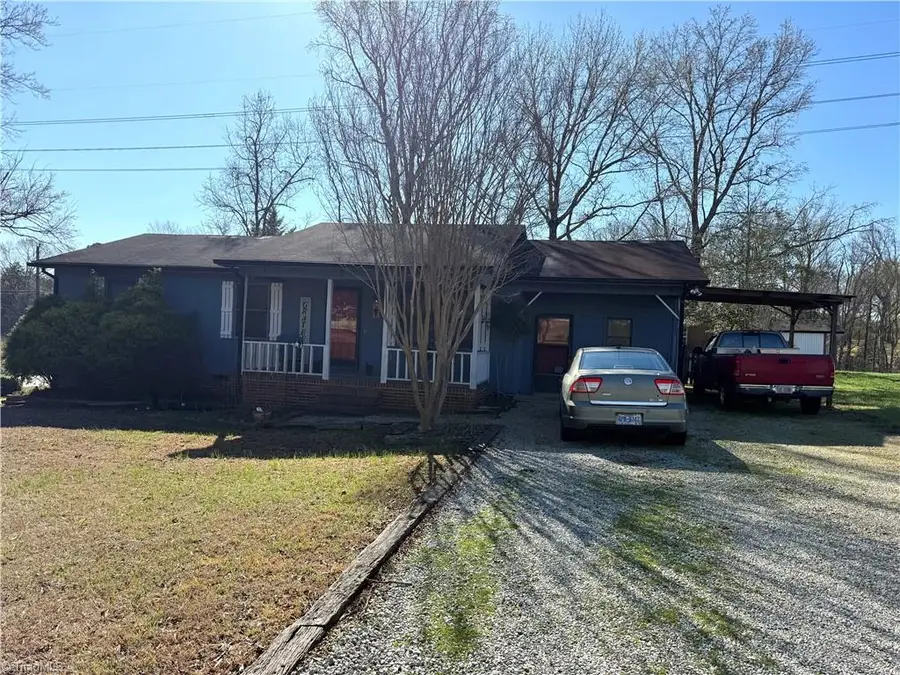 4151 Valley Ridge Drive, Trinity, NC 27370 - #3